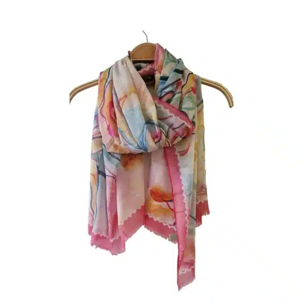 Tørklæde i abstrakt mønster og flotte farver